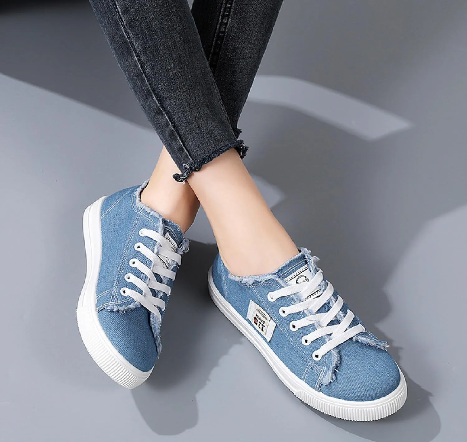2025 New Women's Canvas Shoes Fringed Hem Denim Fabric Autumn Style Spring Casual Sports Preppy Flat Sneakers for Students