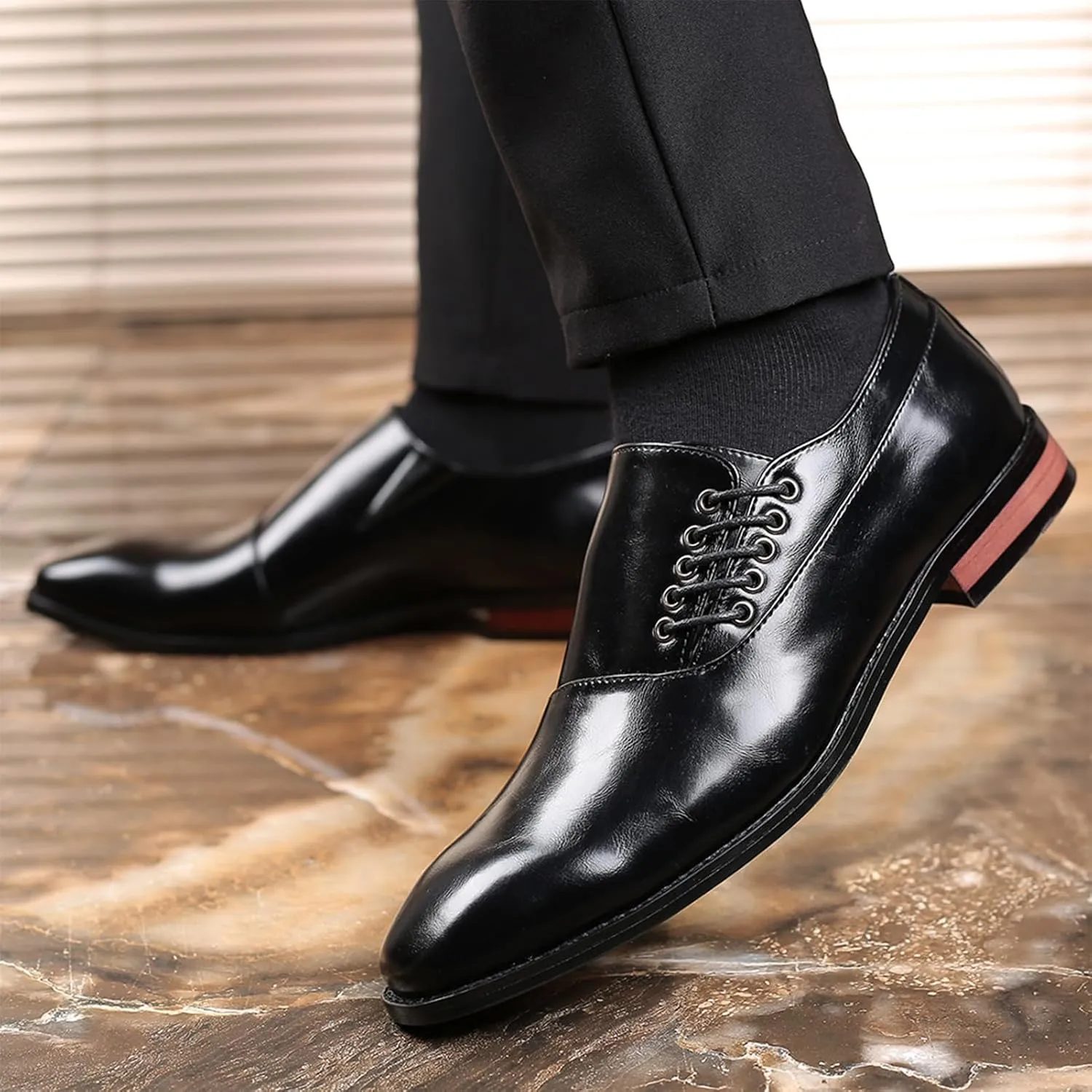 Mens Shoes Formal Business Oxford Shoes Breathable Casual Tuxedo Leather Shoes Leather Fashion Dress Sneakers Business Casual Derby Shoe Business Wedding Dress Shoes