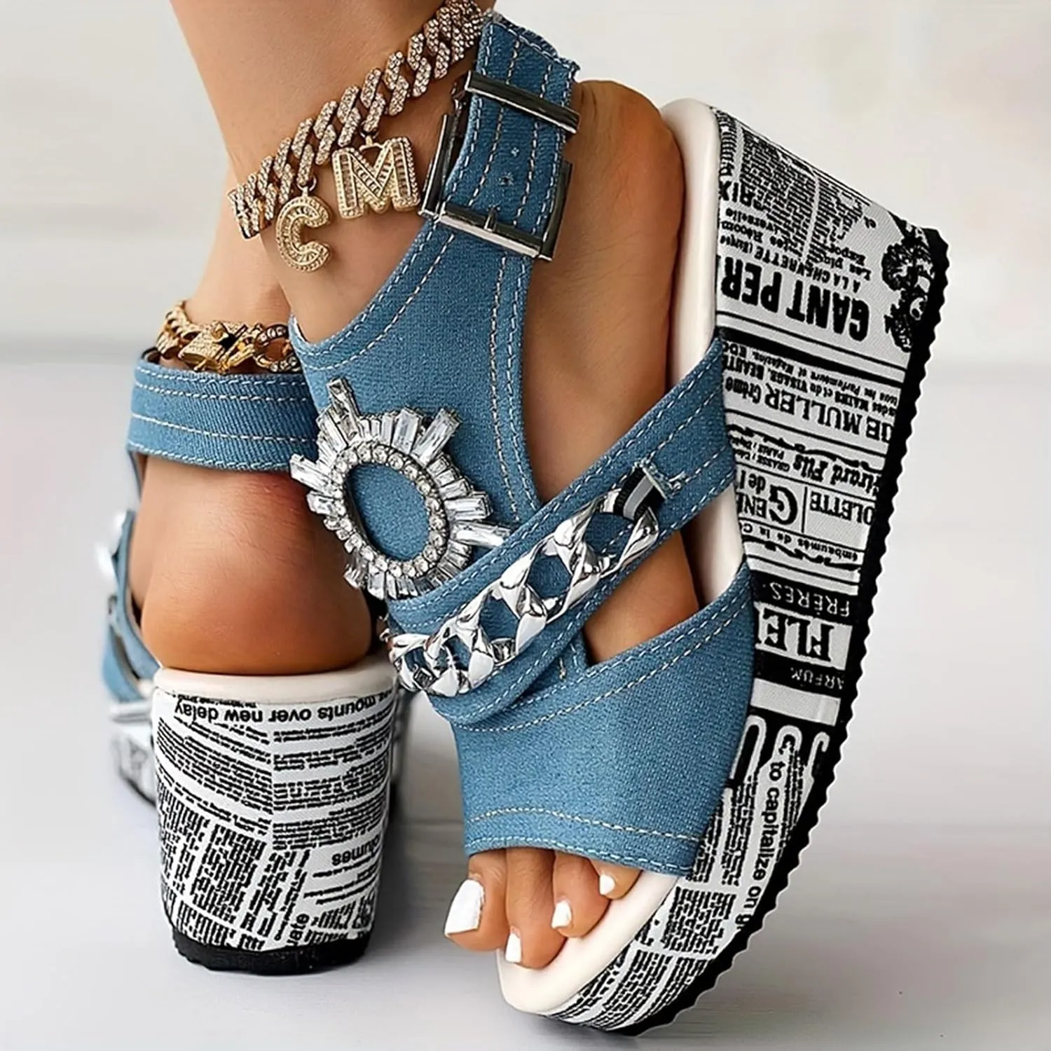 Roorsily Breathable Summer Sandals for Women Fish Mouth Sandals Comfortable Versatile Rhinestone Thick Bottom Sandals