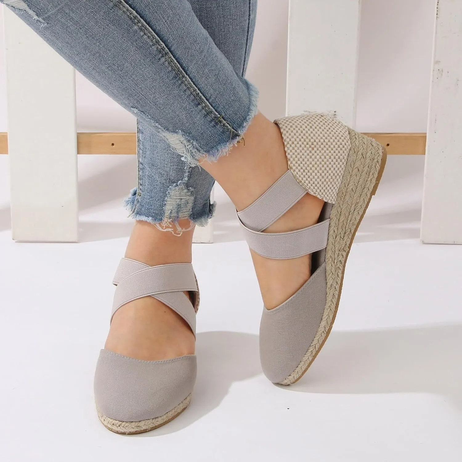 Roorsily Summer Versatile Sandals for Women Classic Slip On Thick High Heeled Sandals Casual Sandals Closed Toe Shoes