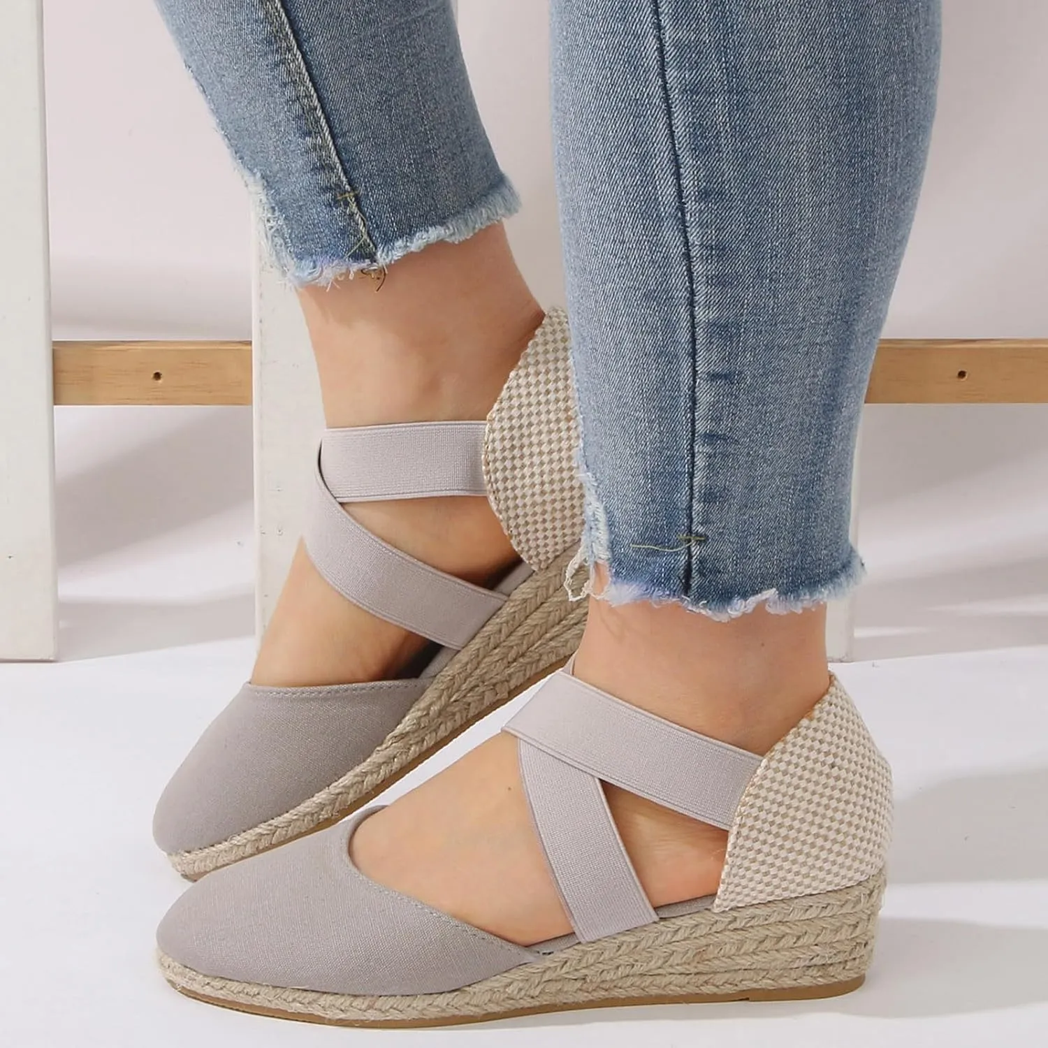 Roorsily Summer Versatile Sandals for Women Classic Slip On Thick High Heeled Sandals Casual Sandals Closed Toe Shoes
