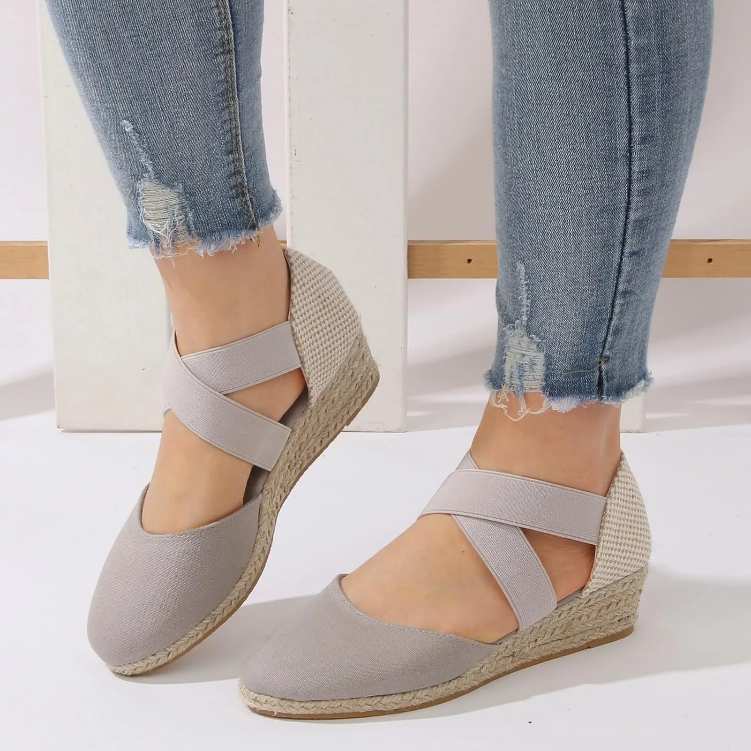 Roorsily Summer Versatile Sandals for Women Classic Slip On Thick High Heeled Sandals Casual Sandals Closed Toe Shoes