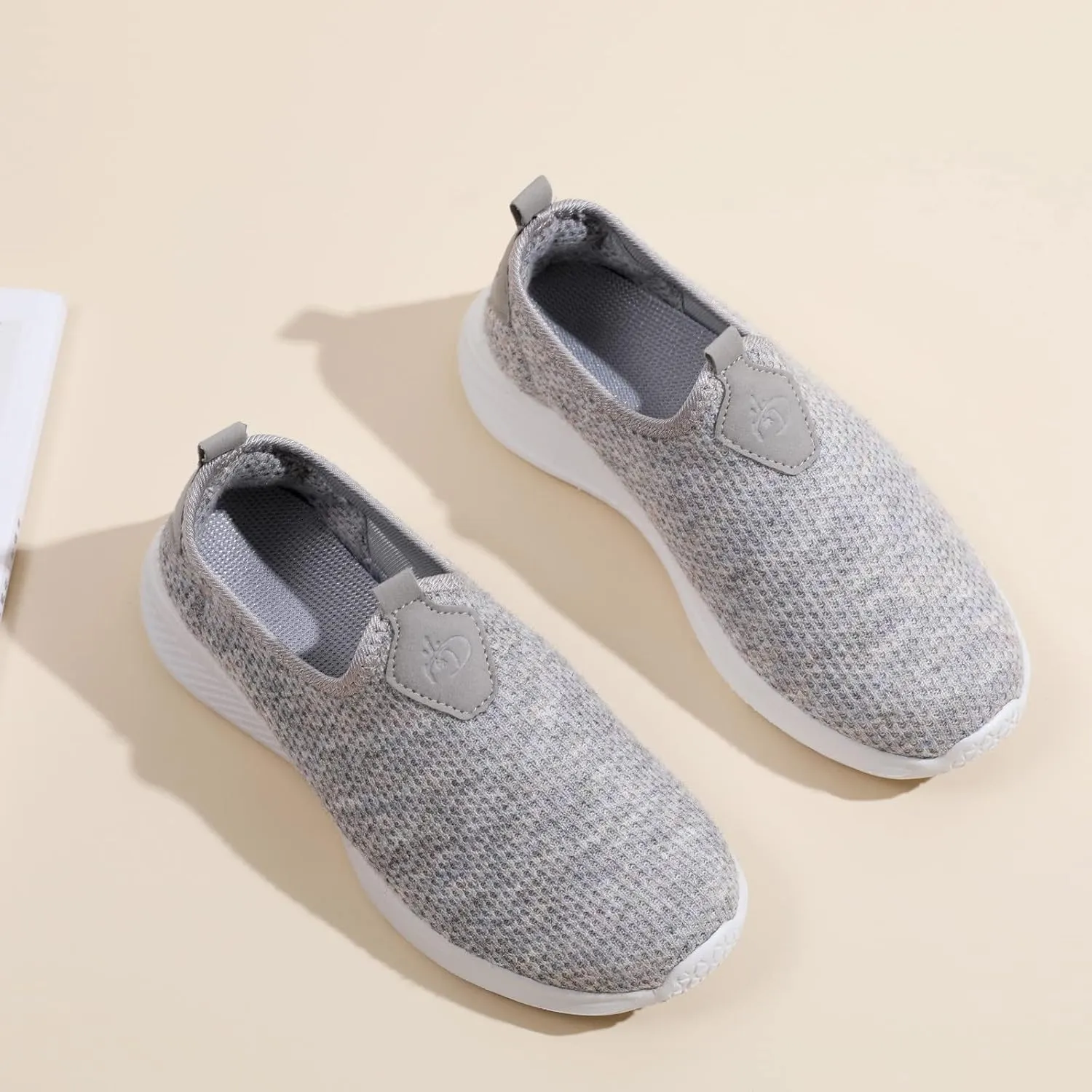 Running Shoes Womens Lightweight Sneakers for Women Womens Athletic Shoes Comfortable Dressy Slip on Mens Loafers Casual Slip On White Leather Sneakers for Women