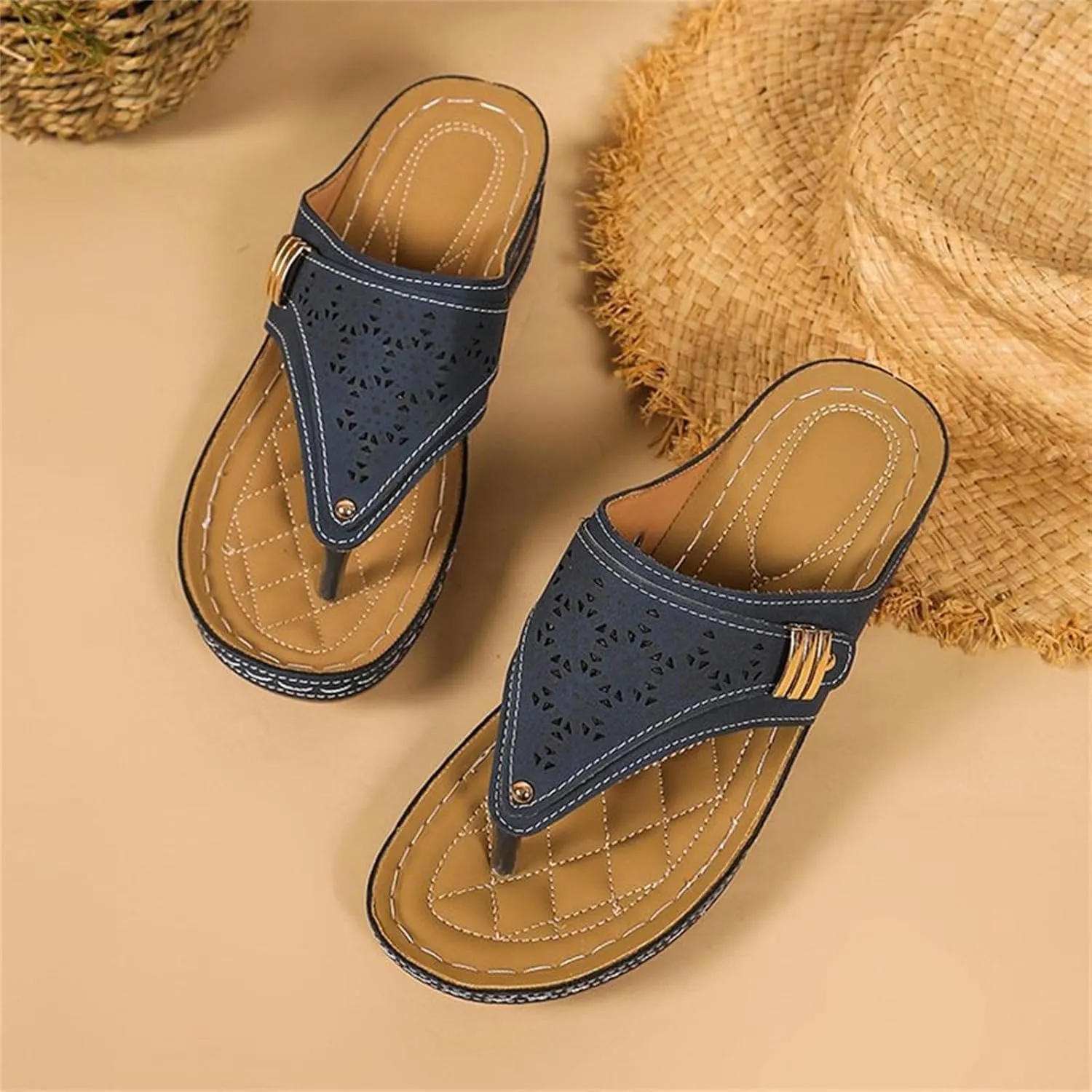 Sandals For Women 2025 Comfortable Walking Casual Dressy Summer Orthopedic Slippers Beach Orthotic Thong Flip Flops