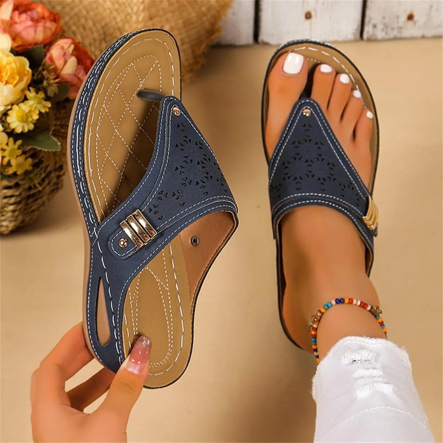 Sandals For Women 2025 Comfortable Walking Casual Dressy Summer Orthopedic Slippers Beach Orthotic Thong Flip Flops