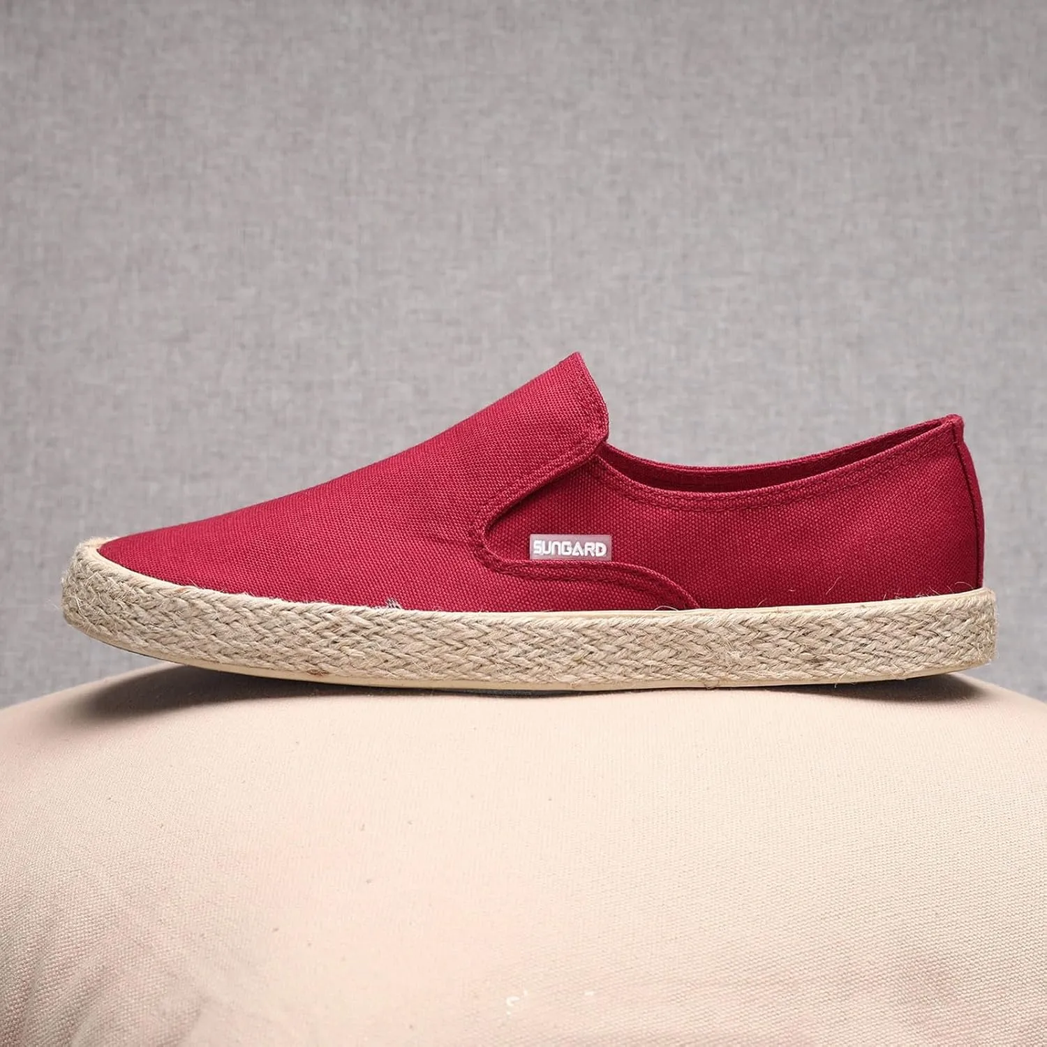Solid Color Mens Casual Shoes Fashion Breathable Slip on Lightweight Summer Comfortable Outdoor Flat Bottom Walking Running Sneakers for Ladies