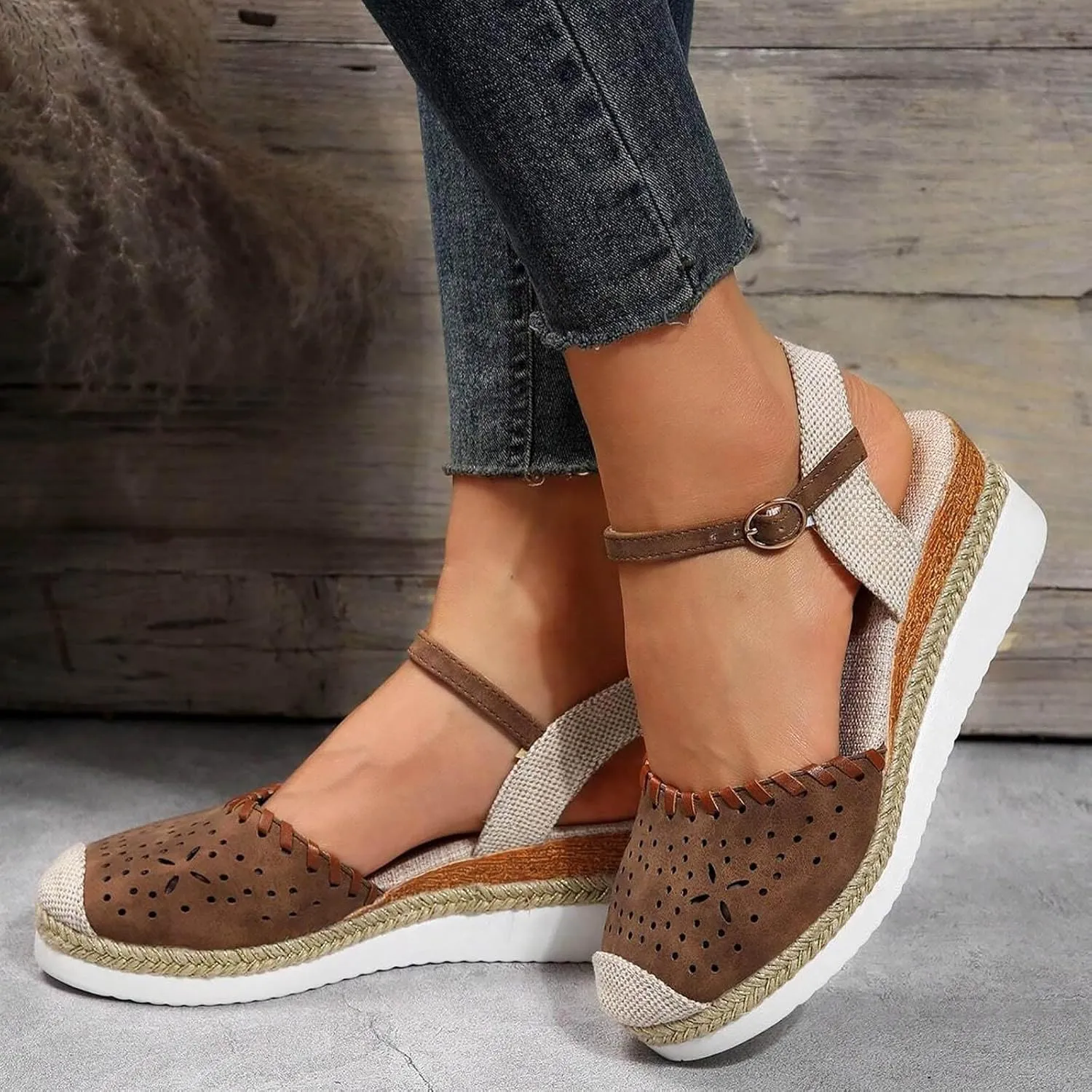 Women's Closed Toe Platform Sandals Fashion Orthopedic Wedge Sandals Casual Hollow Out Arch Support Sandal Comfortable Anti Slip Summer Shoes with Adjustable Buckle Ankle Strap