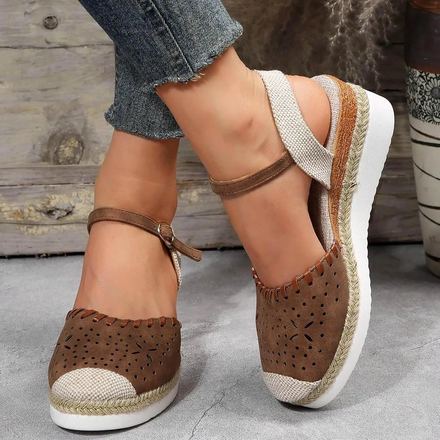 Women's Closed Toe Platform Sandals Fashion Orthopedic Wedge Sandals Casual Hollow Out Arch Support Sandal Comfortable Anti Slip Summer Shoes with Adjustable Buckle Ankle Strap