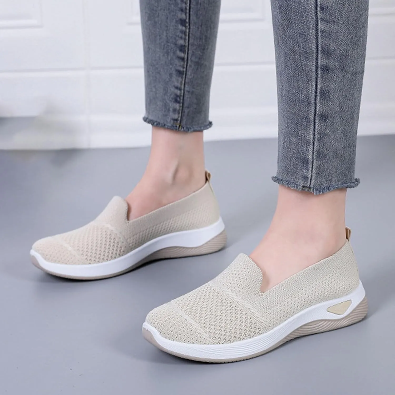 Womens Shoes Slip On Women's Sneakers Loafers Casual Solid Color Lightweight Cute Round Toe Running Shoes Loafers for Women Casual Walking Shoe